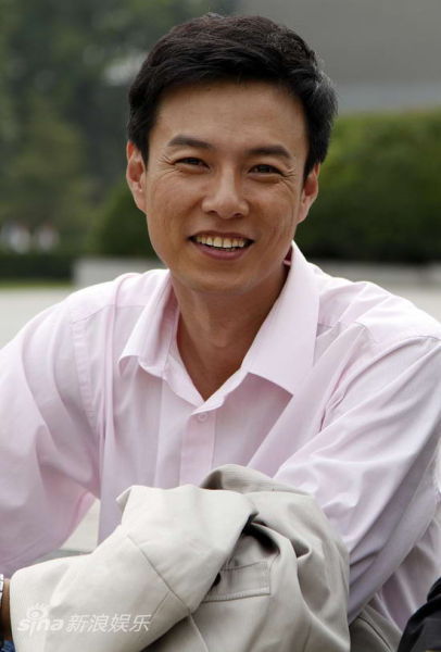 资料图片:《唐山大地震》主角-朱铁饰演杨阳