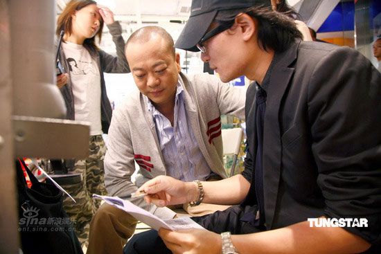 欧阳震华担任电视广告男主角全因符合健美形象