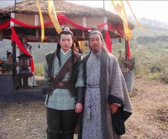 《封神榜》续集热拍 吕良伟出演商纣王(附图)