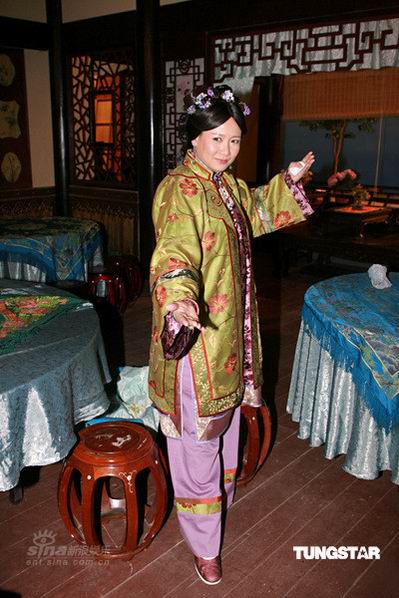 《红粉商人》拜神仪式 商天娥拍完要减肥(图)