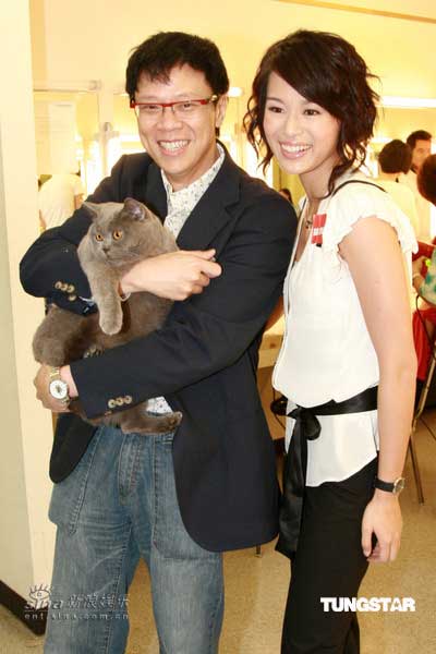 组图:罗嘉良胡杏儿为《当狗爱上猫》试造型