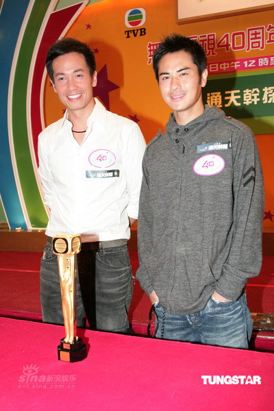 ��ͼ��֣����Ů���ɼλ۳�ϯ̨���лGIGIף��