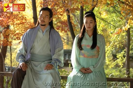 ������ʷ��Ʒ�硶�����ǿ��ڵض����ײ�(ͼ)