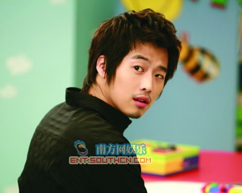 《伟大的遗产》登陆华娱卫视 金载沅乐当孩子