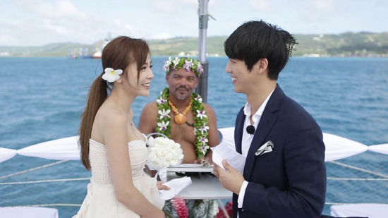tv综艺节目《我们结婚了4》中,洪真英将吐槽"老公"南宫民