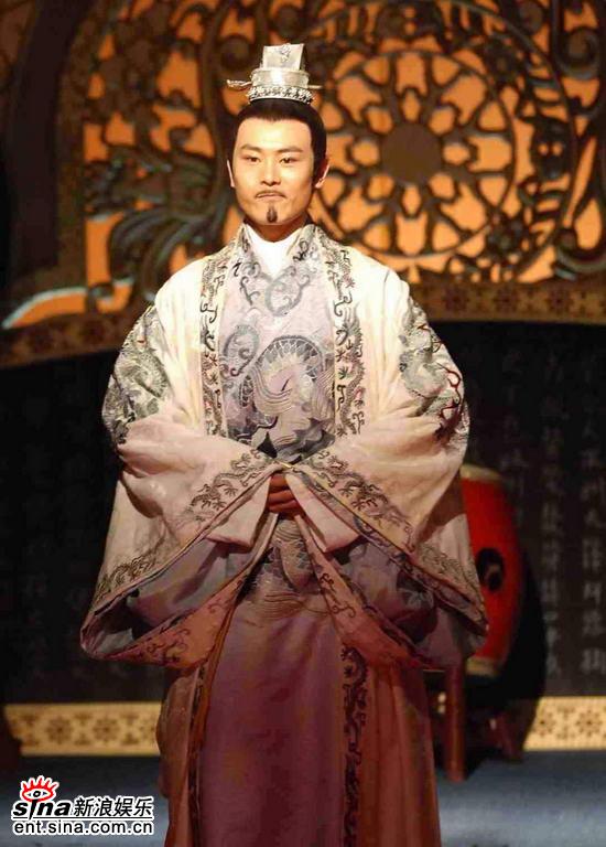 李解打造年轻皇帝形象