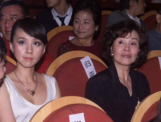 第三届电视剧风云榜 麻辣军团盛装亮相(图)