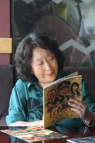 《红梅花开》将播王刚宋春丽激情戏很默契(图)