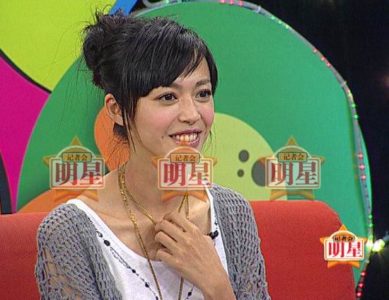 从来就是小二的命 姚晨曾在快餐店当小时工