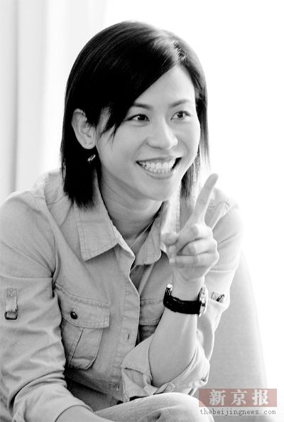 宣萱携新剧现身上海称无线是一所学校(附图)