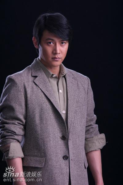 陆毅《夜幕》演清贫教师 学生粉丝着迷忘演戏