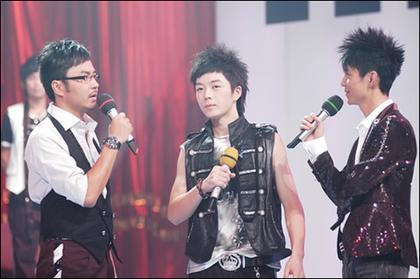 王栎鑫无缘快乐男声6强 湖南歌声消失(附图)