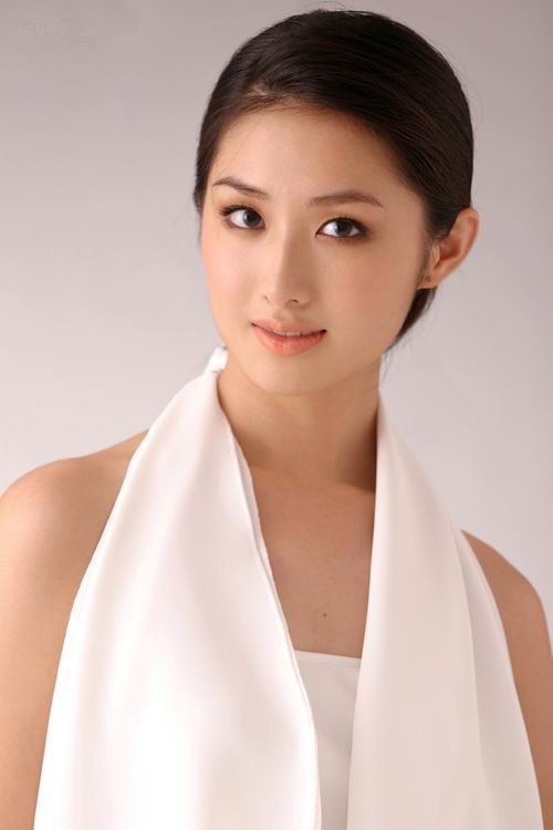《芸娘》热拍涂黎曼刘雪华安以轩三女人一台戏