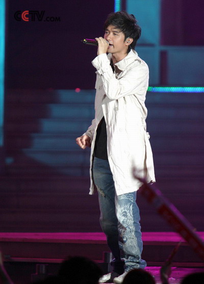 ӭ��ۻع�ʮ���꡶�����й��С��ذ�����(ͼ)