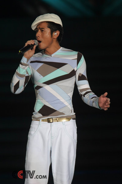 ӭ��ۻع�ʮ���꡶�����й��С��ذ�����(ͼ)