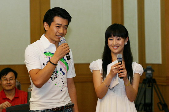 侯祥玲张檬主演《杂技皇后夏菊花》开机(附图