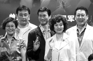 ���Ӿ硶�ٹ顷������ӽ�Ե�����ӵ�����л