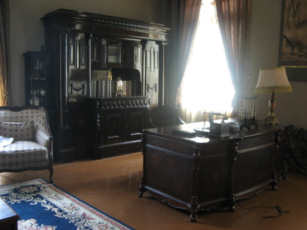 探秘李小冉《夜幕》新家 欧式风格内饰考究【图】