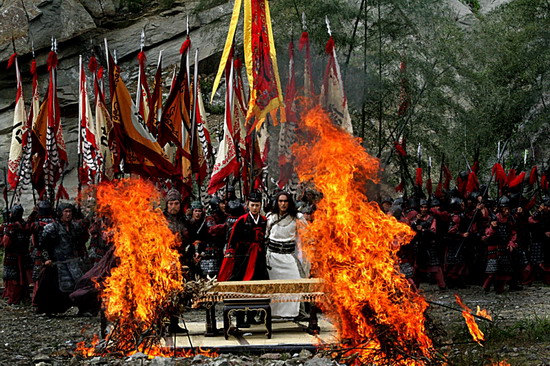 ������������������������Ա���ع�װ����(ͼ)