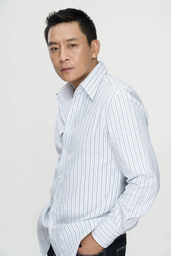 《悲情红与黑》珠江热播蒋恺新剧再演“坏人”