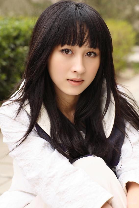 练束梅演苦菜花与梅婷《舞台姐妹》共患难(图)