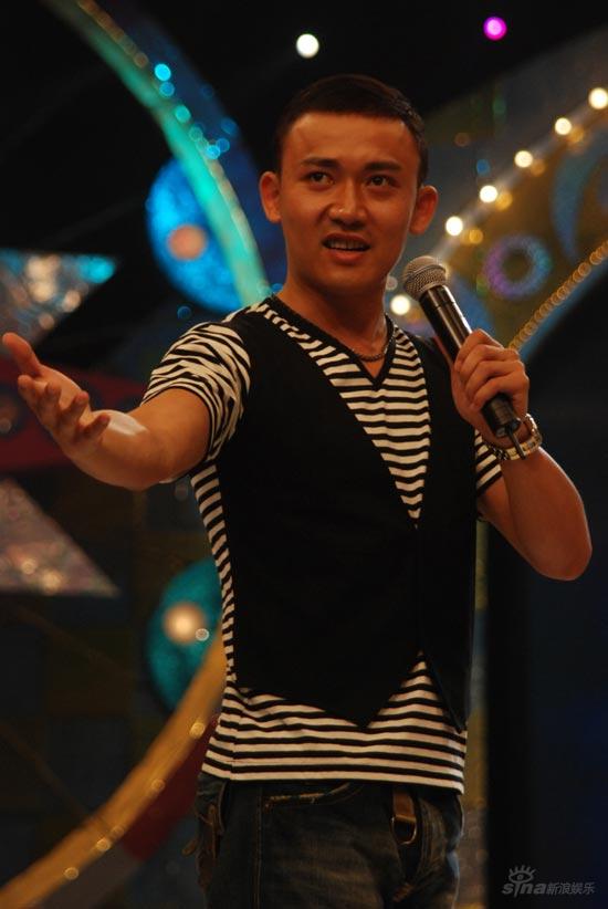 聂远做客《嘉年华》投入感情演每一个角色(图)