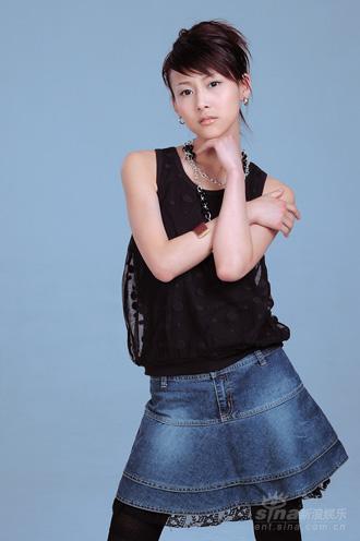 义本同心上海酒吧热拍贾青苦练划拳术图
