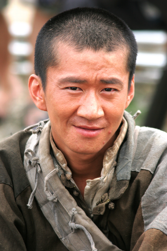 《中国兄弟连》杀青在即 幸存者李嘉明见证历史