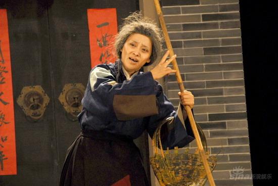 《舞台姐妹》热播梅婷首次扮老出演祥林嫂(图)