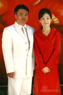 陈谨婚恋情感剧《幸福来敲门》结婚照曝光(图)