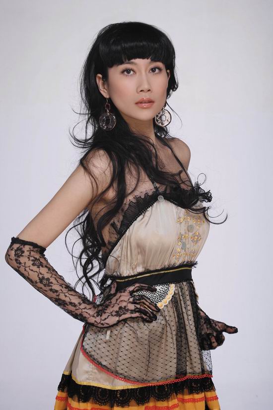 ����ɡ��������󡷸���Ա��ɫϷ�����̸����