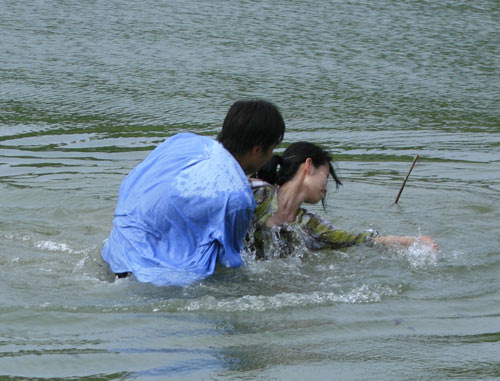 孙逊携新剧首次正式亮相 京城媒体眼前一亮(图