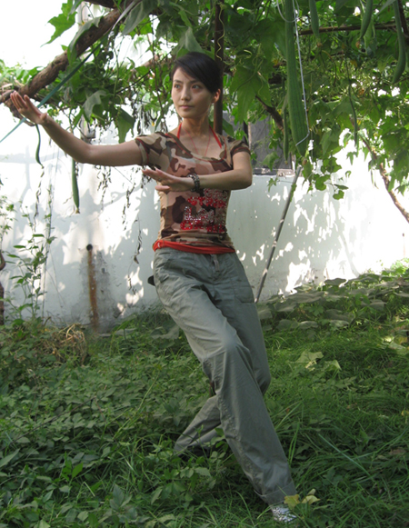 孙琳进《广府太极传奇》与黄圣依练太极拳(图)