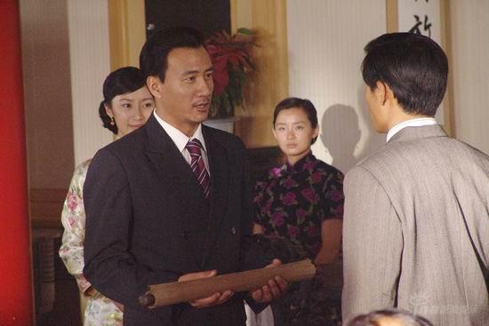 胡军牵手侯咏再演张学良成就奥运第一人(图)