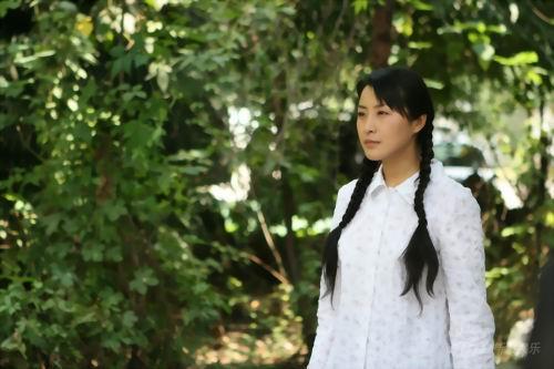 王雅捷新戏中体会柔肠百结赵本山喜欢自然美