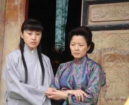 《最后的子弹》上膛王雅捷和水蛇“亲密接触