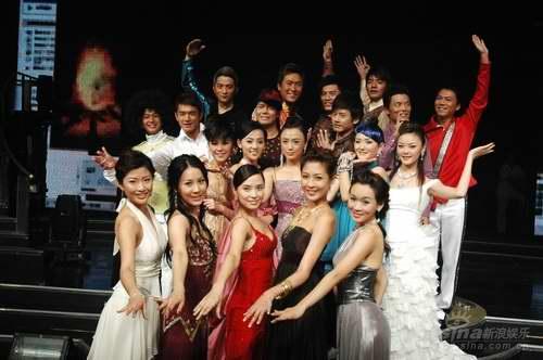 《舞动奇迹》女星上阵 谢娜眩目登场夺人眼球