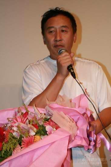 《青藏线》北京试映冯小宁自信看者必流泪(图)