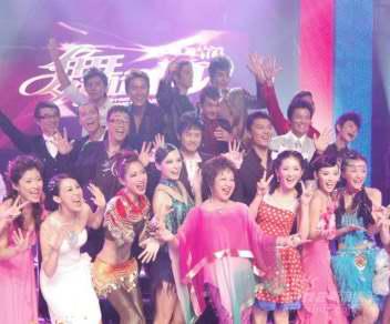 《舞动奇迹》淘汰赛 谢娜施展魔法神奇大变身