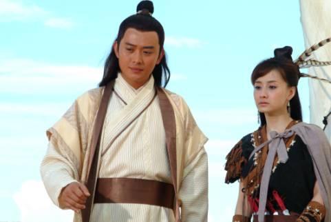 《海上争雄》热拍黄海冰被美女围绕不动心(图)