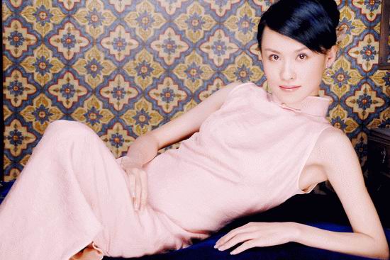 《新上海滩》中阴奕彤扮演的<em>阿娣</em>给大家