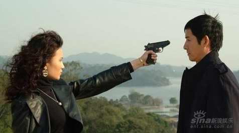 《生死英雄》上海热播 万美汐演绎魔鬼天使(图