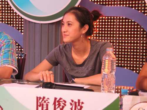 隋俊波参加主持人大赛怀念少小时光(附图)