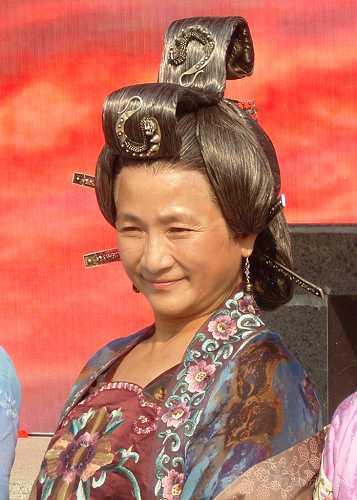 《开漳圣王》开机仪式郑佩佩再扮巾帼英雄(图)