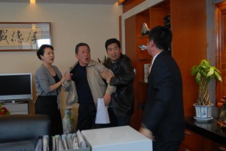 《想爱都难》成死对头谭洋张国立金牌搭档(图)