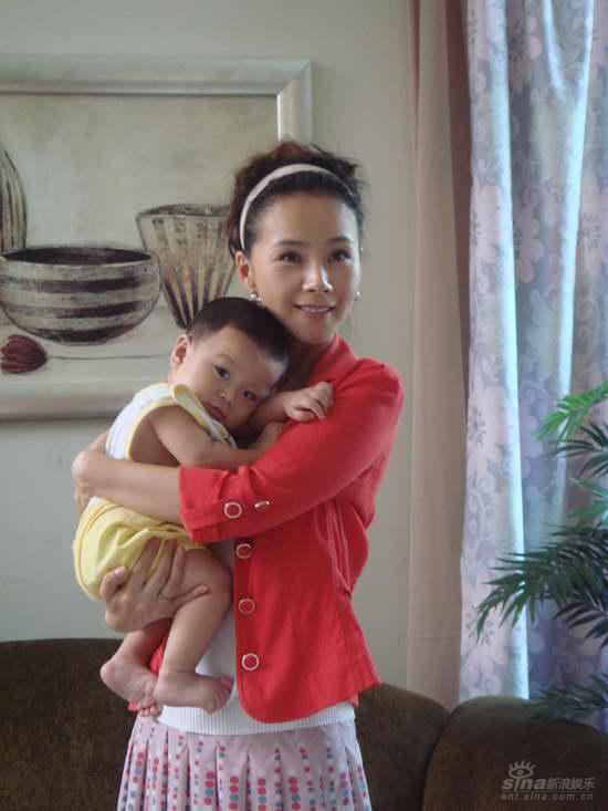 何琳《麻辣婆媳2》“湿身”儿子奉献童子尿