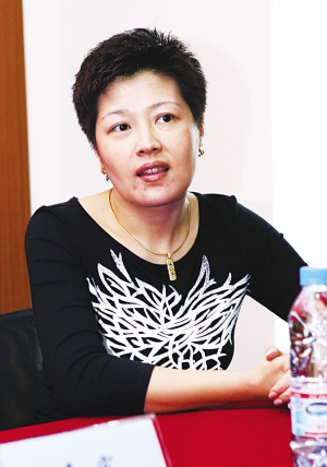 传李咏难逃黑色三分钟阴影辞职 央视否认【图】