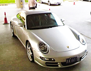 传李咏难逃黑色三分钟阴影辞职 央视否认(组图