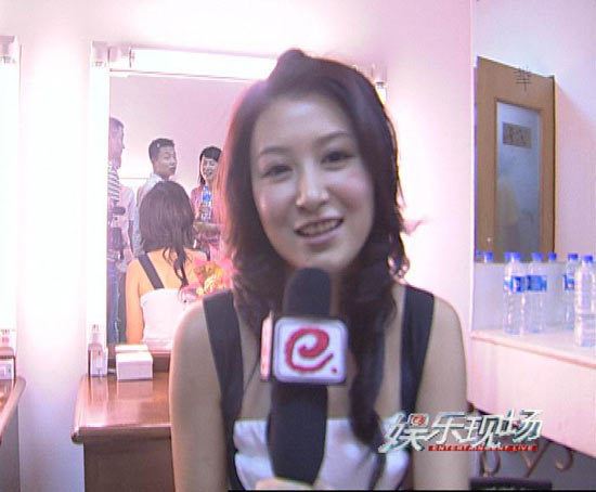 《娱乐现场》：鲍蕾高榕首次回应拒录节目事件