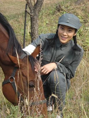 《狼毒花》重播火爆 王珂自言与惠文很像(图)